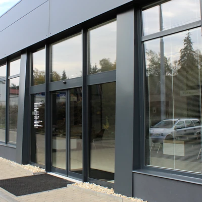 Nový exteriér našeho autoservisu.